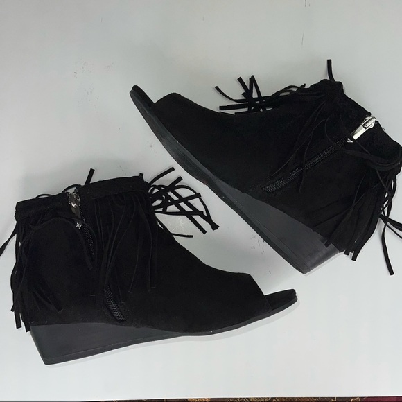 Sam Edelman Kelly Fringe Black Peep Toe Wedge 5 - Picture 9 of 15
